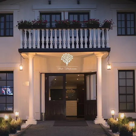 Szafirowy Dwor & Restauracja Hotel
