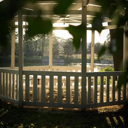 Szafirowy Dwór Hotel&restauracja Hotel