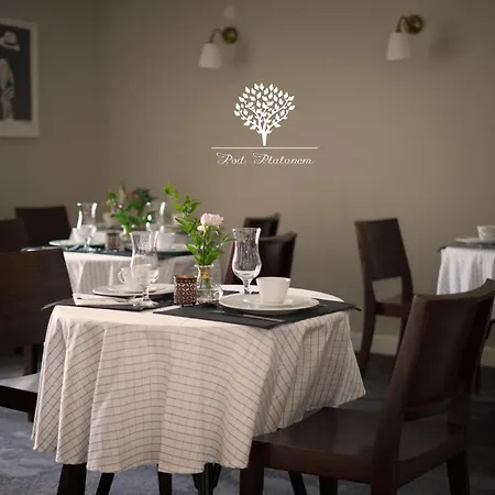 Szafirowy Dwor & Restauracja